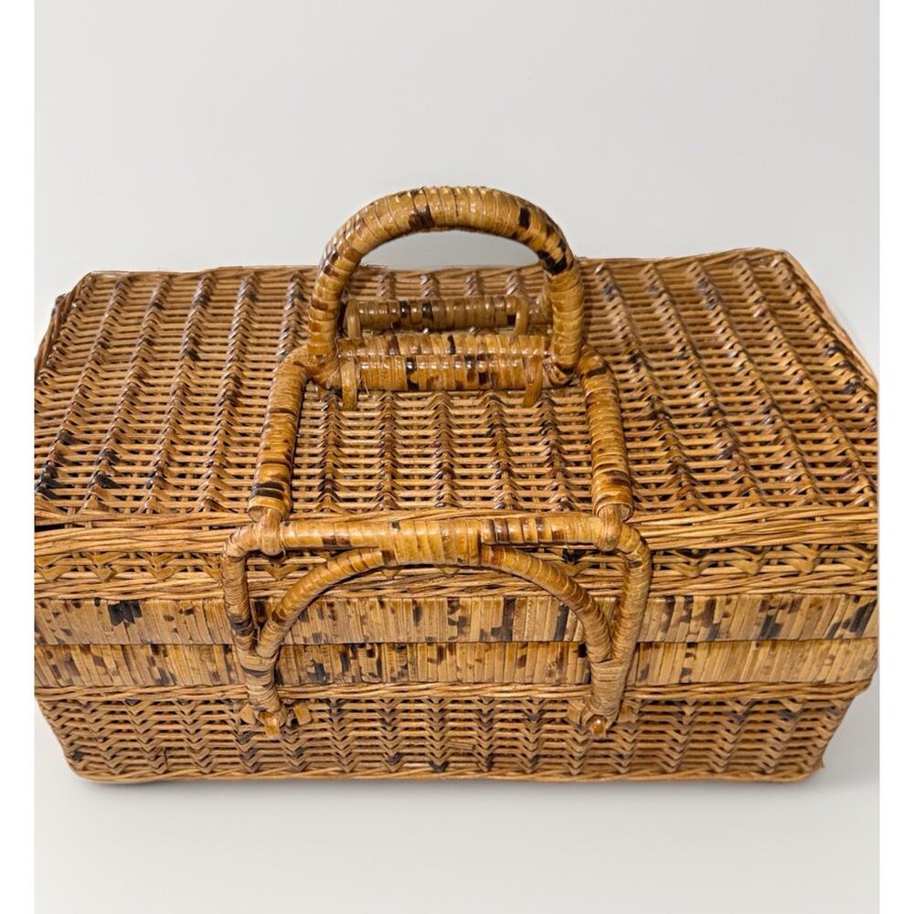Natural Vintage Wicker Picnic Basket Folding Locking Handles 14x7.5x8 Boho